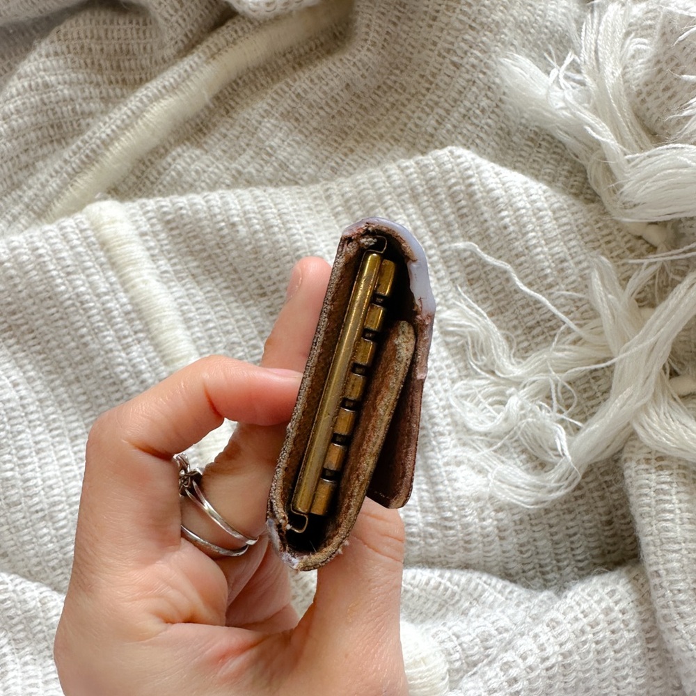 🍒✨Louis Vuitton Brown Key Holder✨🍒 - Picture 7 of 10